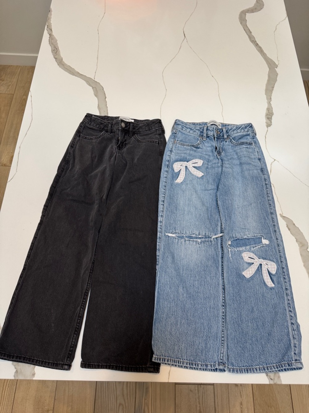 Girls Abercrombie kids Black & Light Blue Bow 🎀Wide-Leg Jeans size 7/8 Long